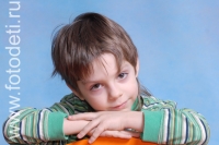 Студийный портрет мальчика, детский студийный портрет портрет
