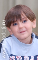 Репортажный портрет мальчика, детский репортажный портрет