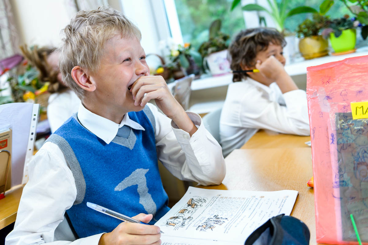 Как дети эмоционируют на уроках в начальной школе